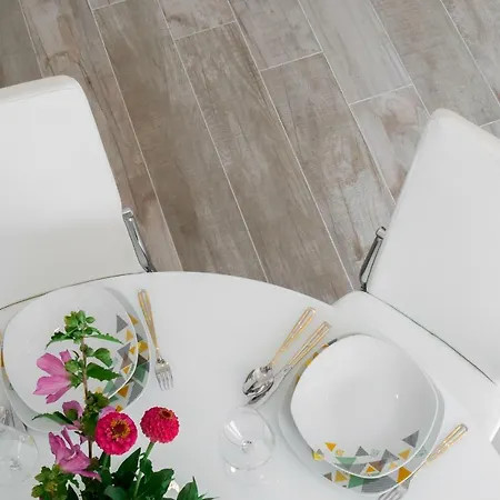 Dvina Apartment *